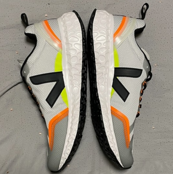 Veja Condor mesh sneaker gray black orange men's size 12 - Picture 7 of 7